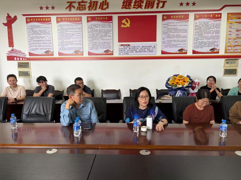 微信图片_20251021145400_34_335.jpg