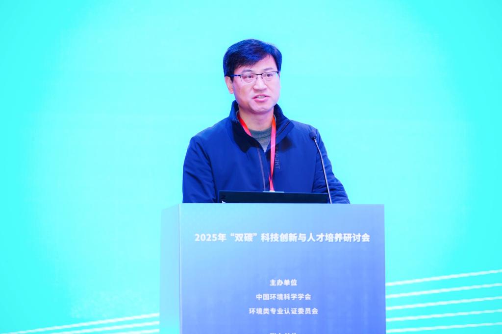 潘波.jpg